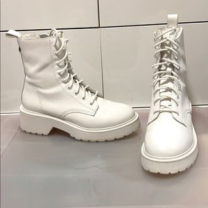 Steve Madden Boots